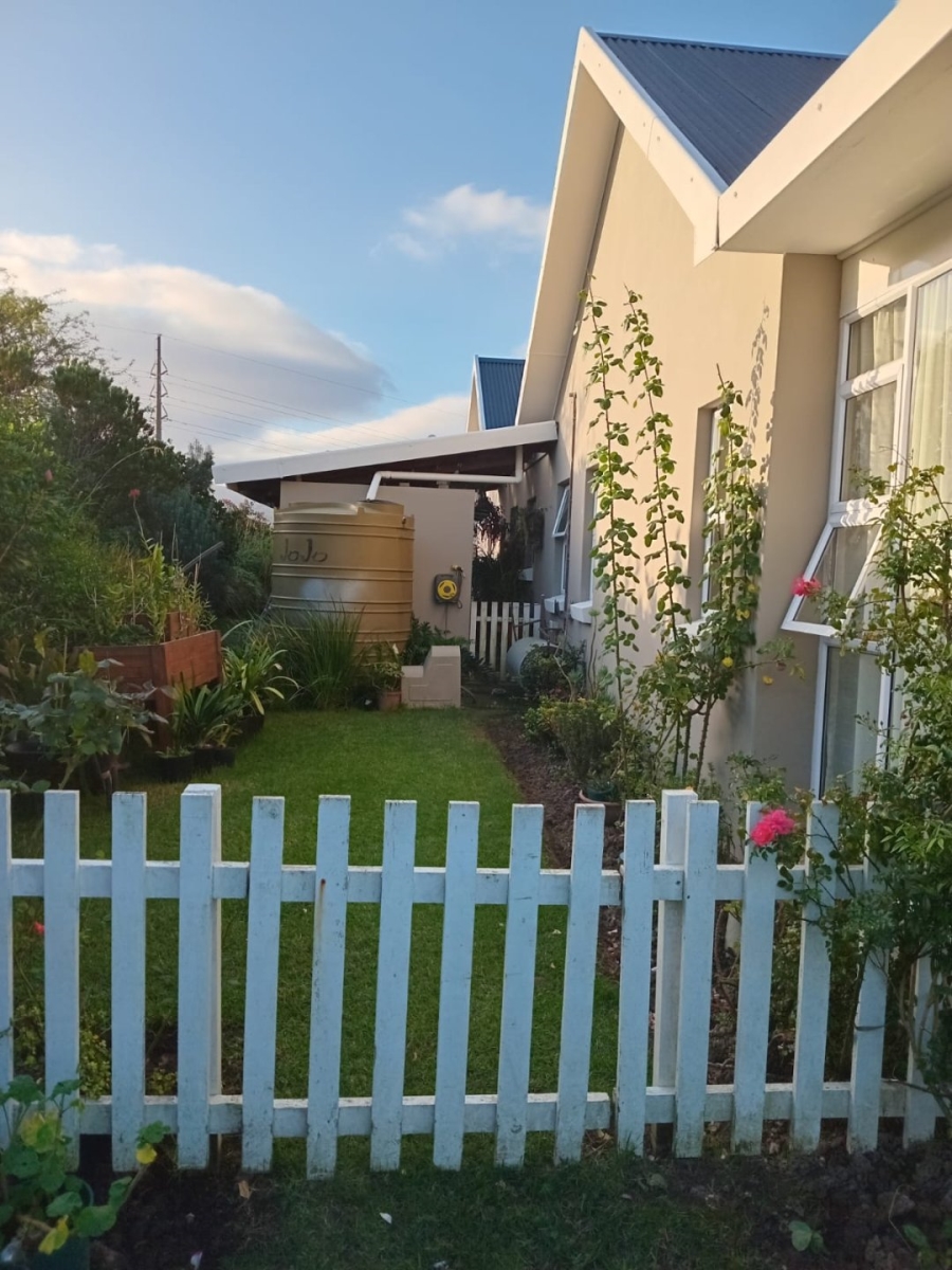 4 Bedroom Property for Sale in Kraaibosch Country Estate Western Cape